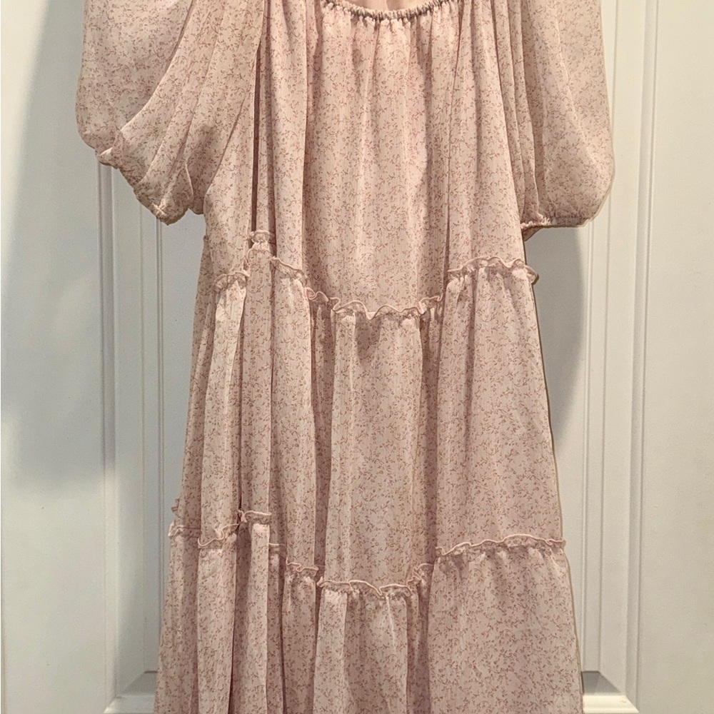 Soft Pink Floral Tiered Maxi Dress
